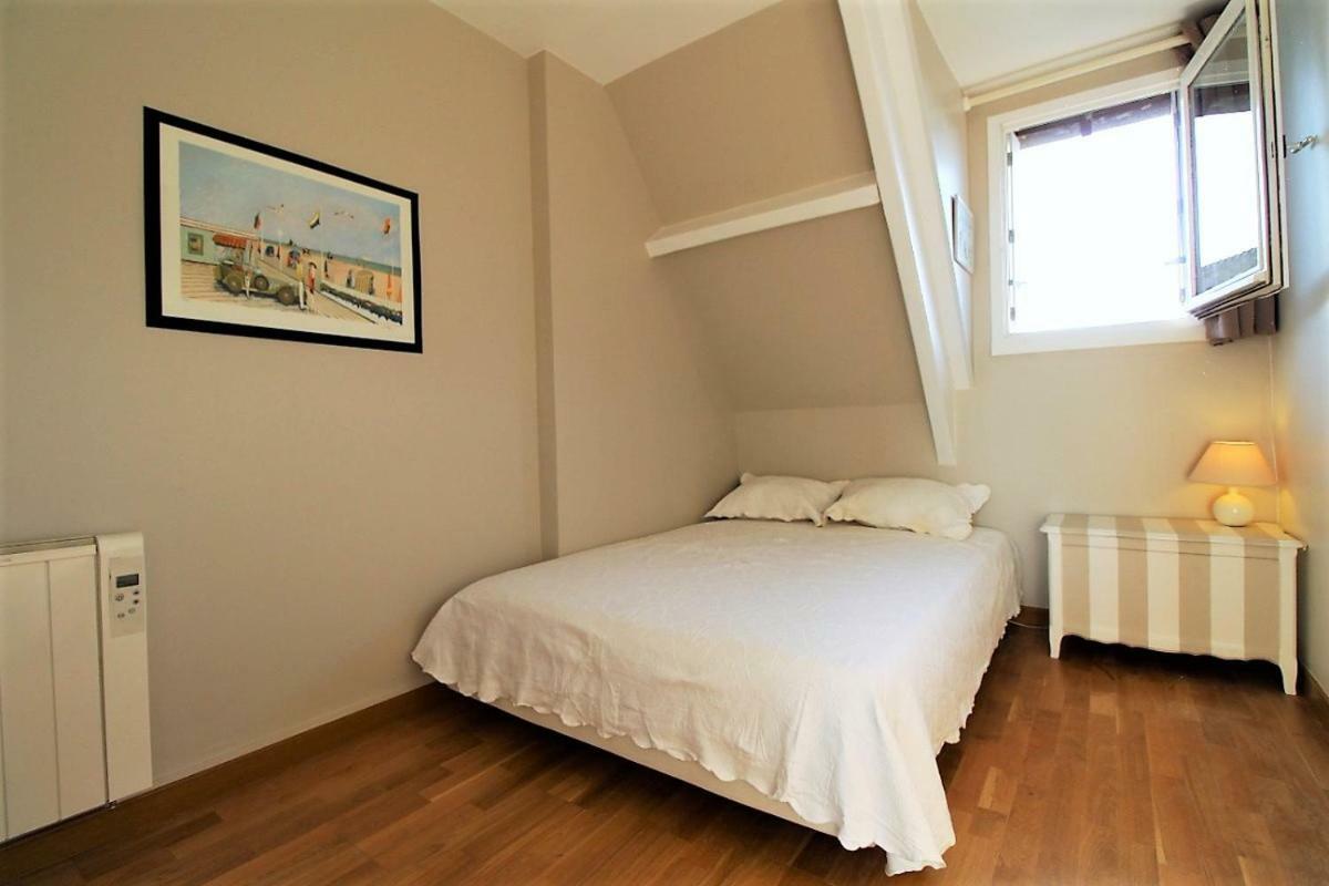 Cadre Exceptionnel: Duplex Classe 4**** Tennis, Piscine, Parking, Linge Inclus, Wifi, Materiel Bebe, Proximite Centre Deauville Exterior foto
